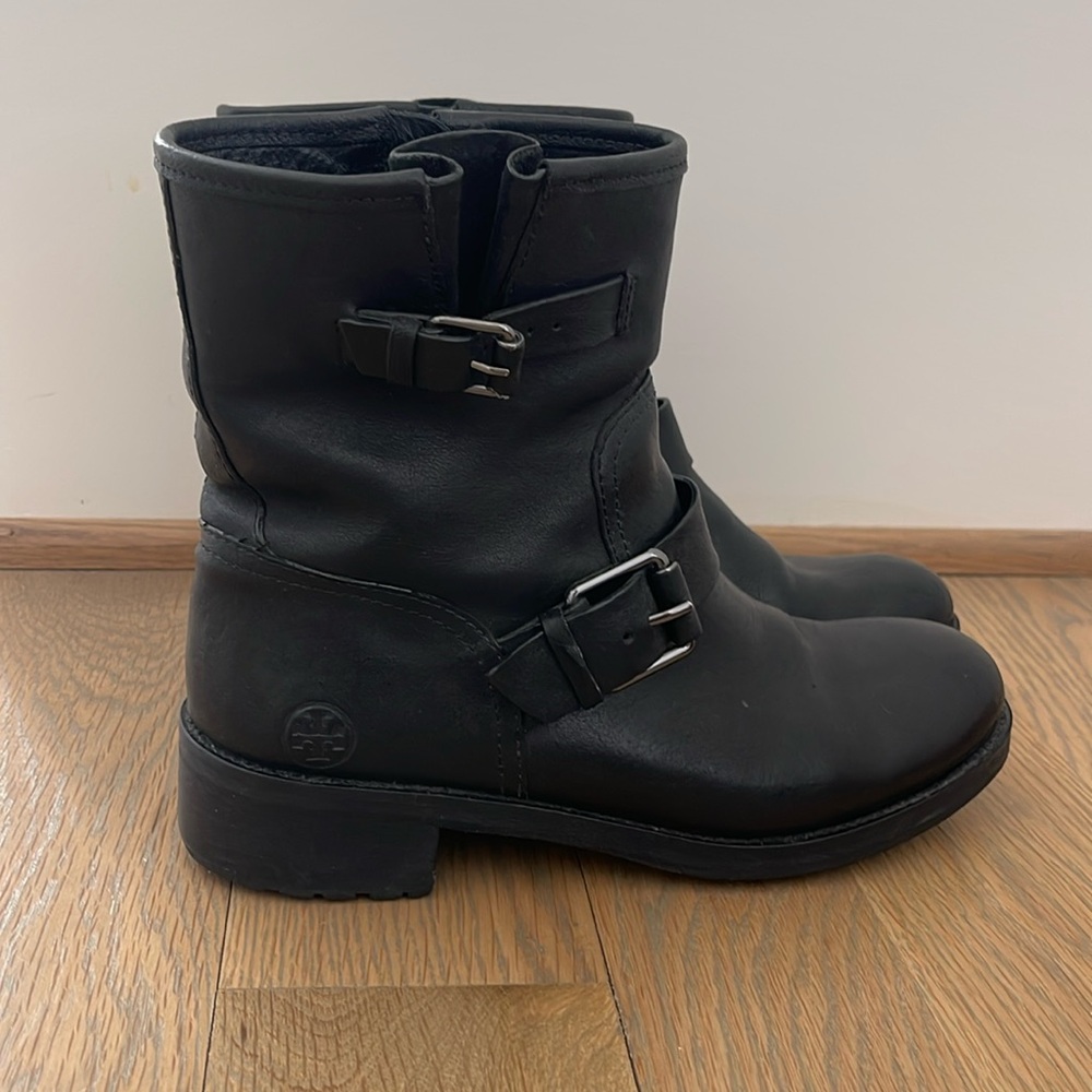 Tory Burch Black Leather Flat Ankle Bootie